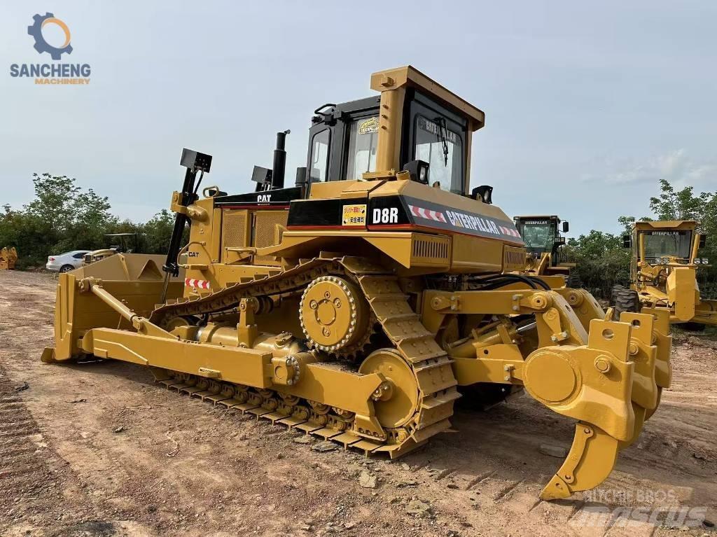 CAT D8R Гусеничні бульдозери