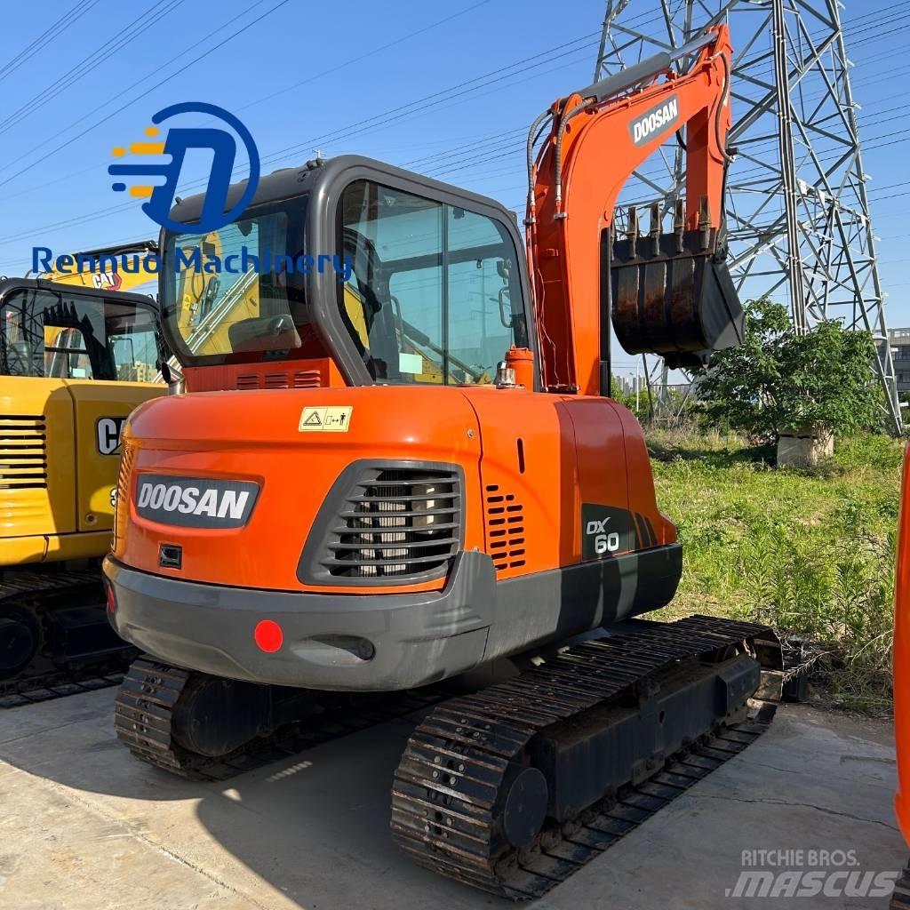 Doosan DX 60 Гусеничні екскаватори
