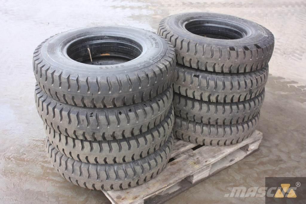  Onbekend 7.00-16LT Шини