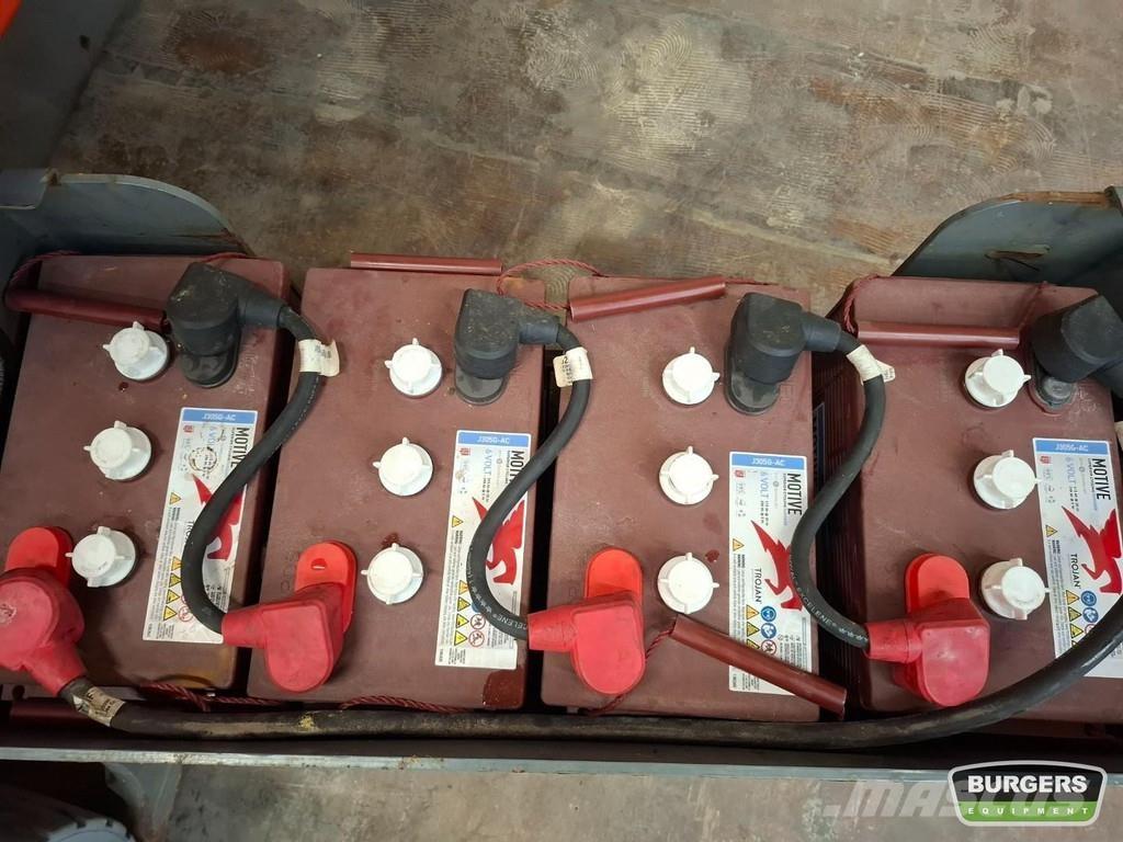 SkyJack SJ30 ARJE Колінчаті підйомники