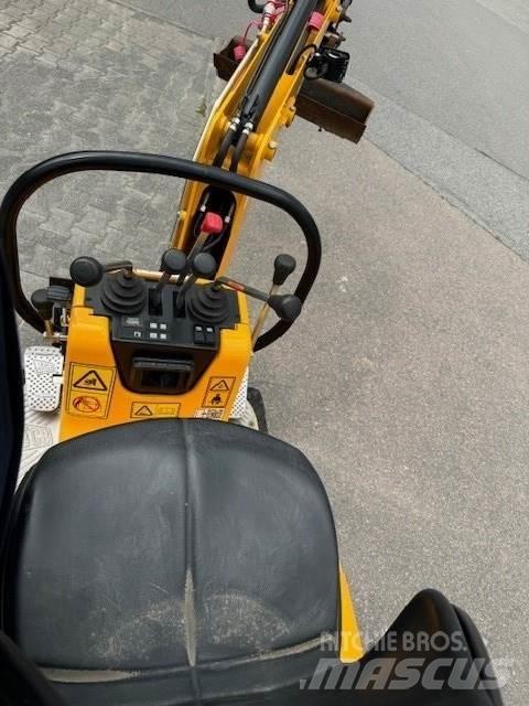 JCB 8010CTS Міні-екскаватори < 7т