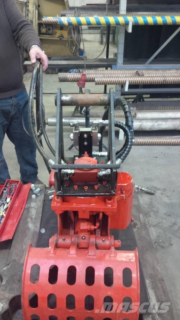 Husqvarna DXR 140 Екскаватори для знесення споруд