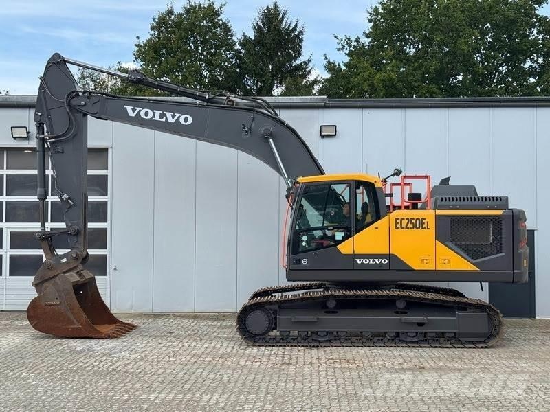 Volvo EC 250 EL Гусеничні екскаватори