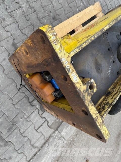 Soosan 121 Breaker Плуги