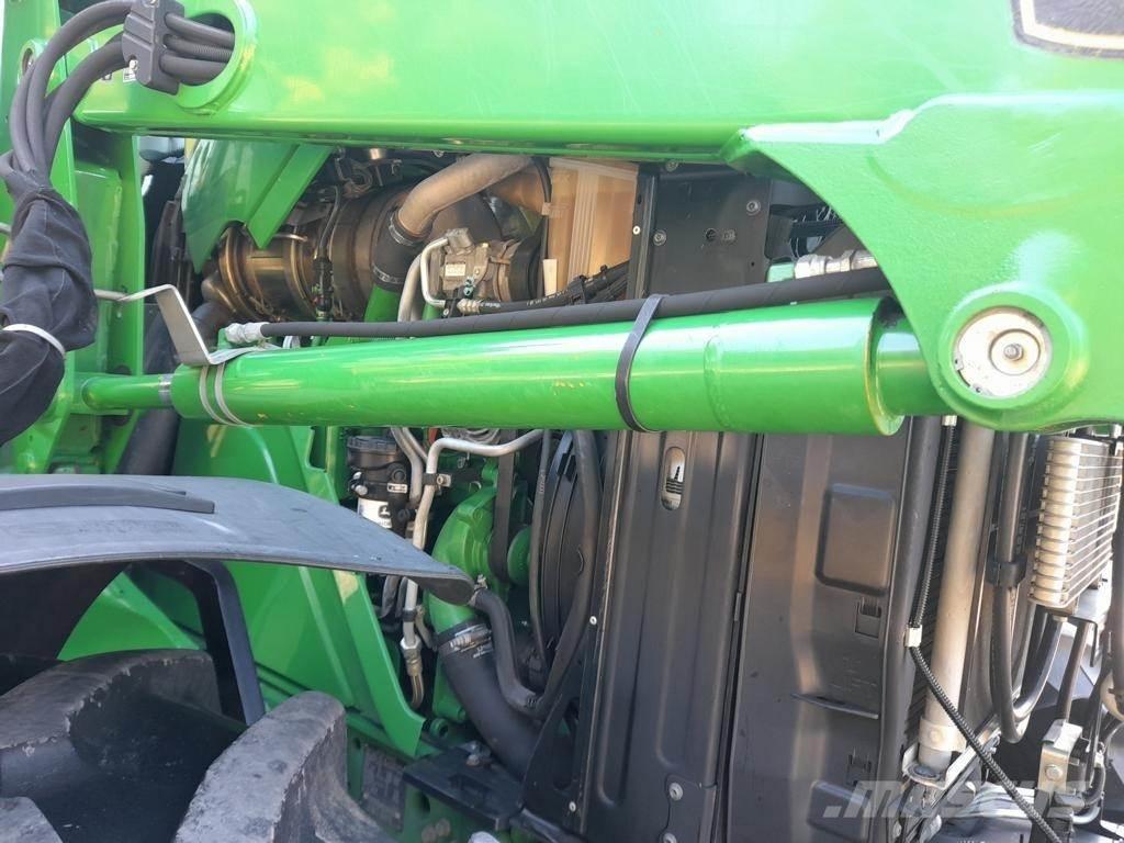 John Deere 6150M Трактори