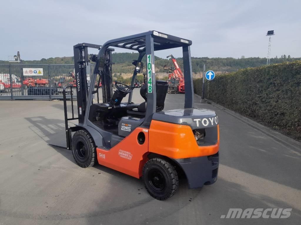 Toyota 52-8 FDF 25 Дизельні навантажувачі