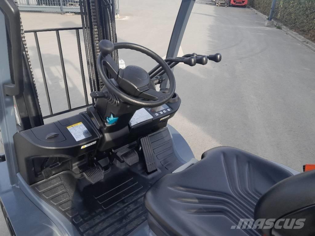 Toyota 52-8 FDF 25 Дизельні навантажувачі