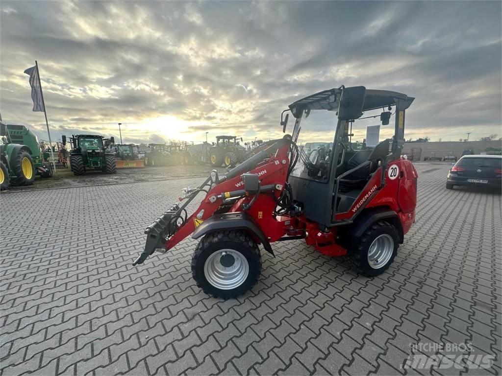 Weidemann 1390 Малі навантажувачі