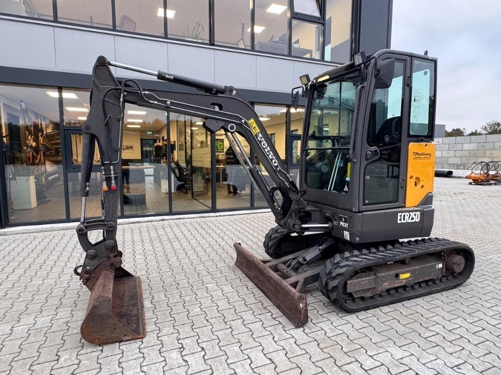 Volvo ECR 25 D Міні-екскаватори < 7т