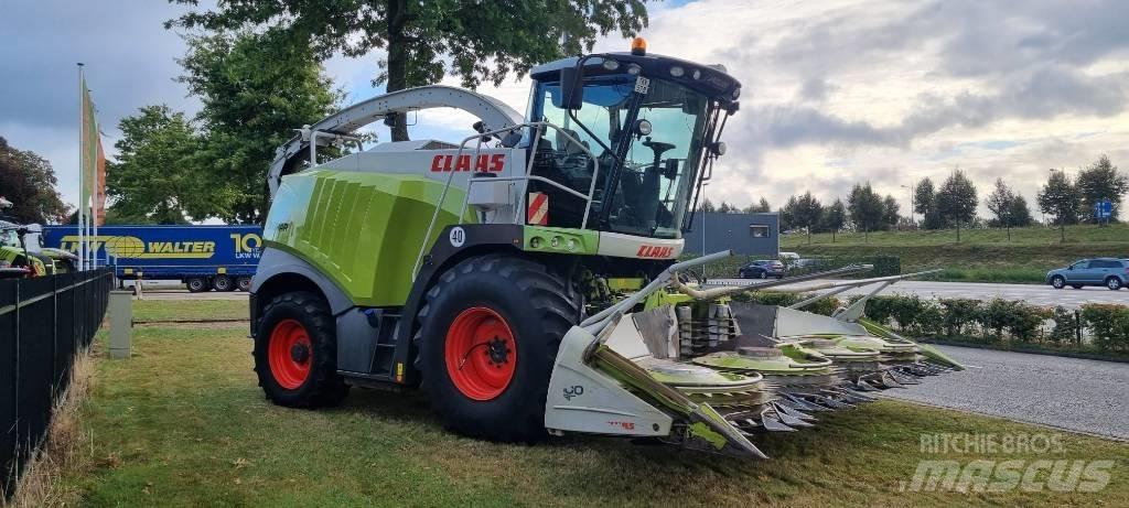 CLAAS Orbis 600 Кормозбиральні комбайни