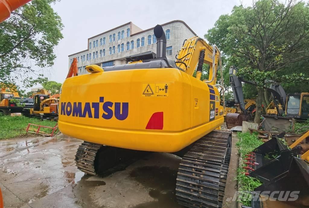 Komatsu PC 220-7 Гусеничні екскаватори