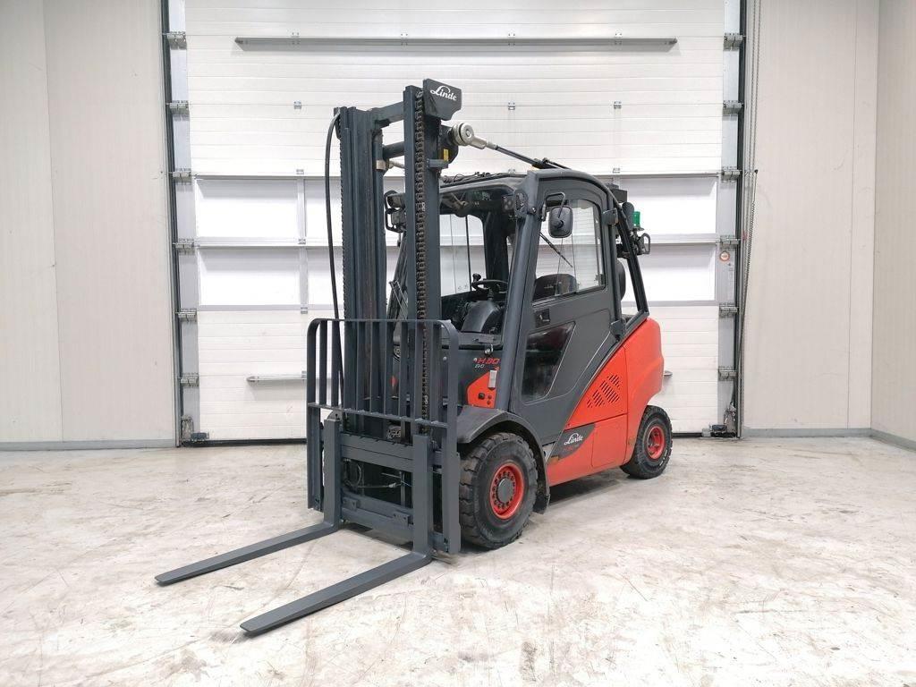Linde H30D-02 Дизельні навантажувачі