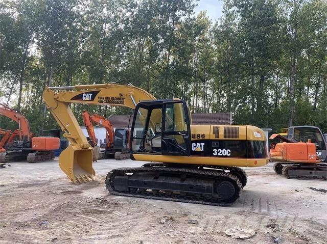 CAT 320C Гусеничні екскаватори