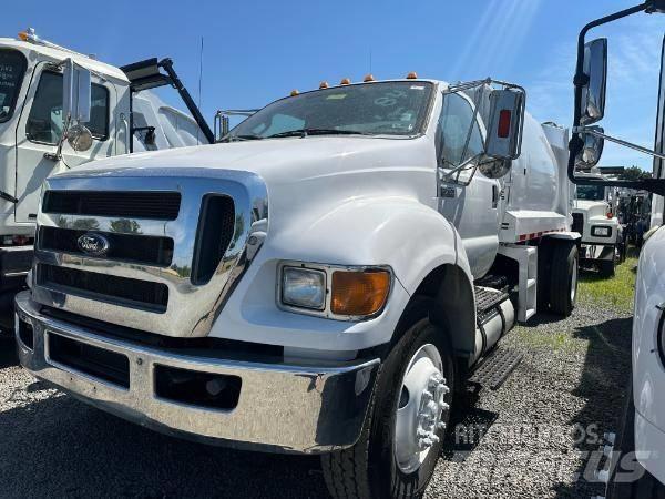 Ford F 750 Сміттєвози