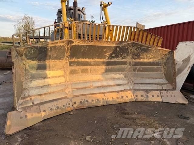 Komatsu D 155 A-3 Гусеничні бульдозери