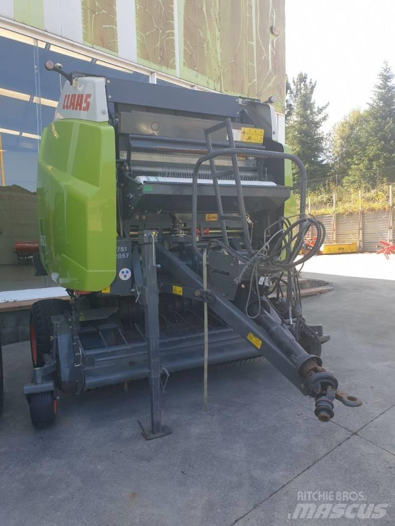 CLAAS Variant 360 Рулонні прес-підбирачі