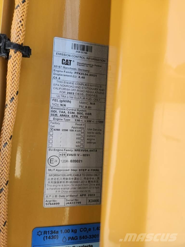 CAT M 318 Колісні екскаватори