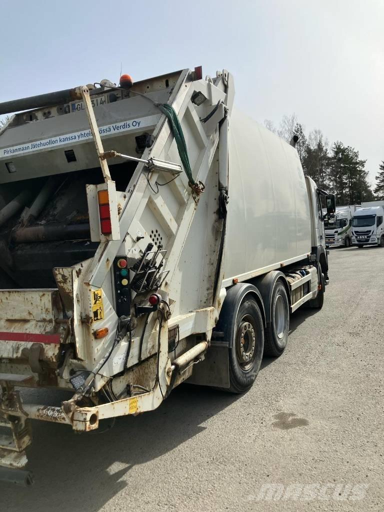 Volvo FM 330 Сміттєвози