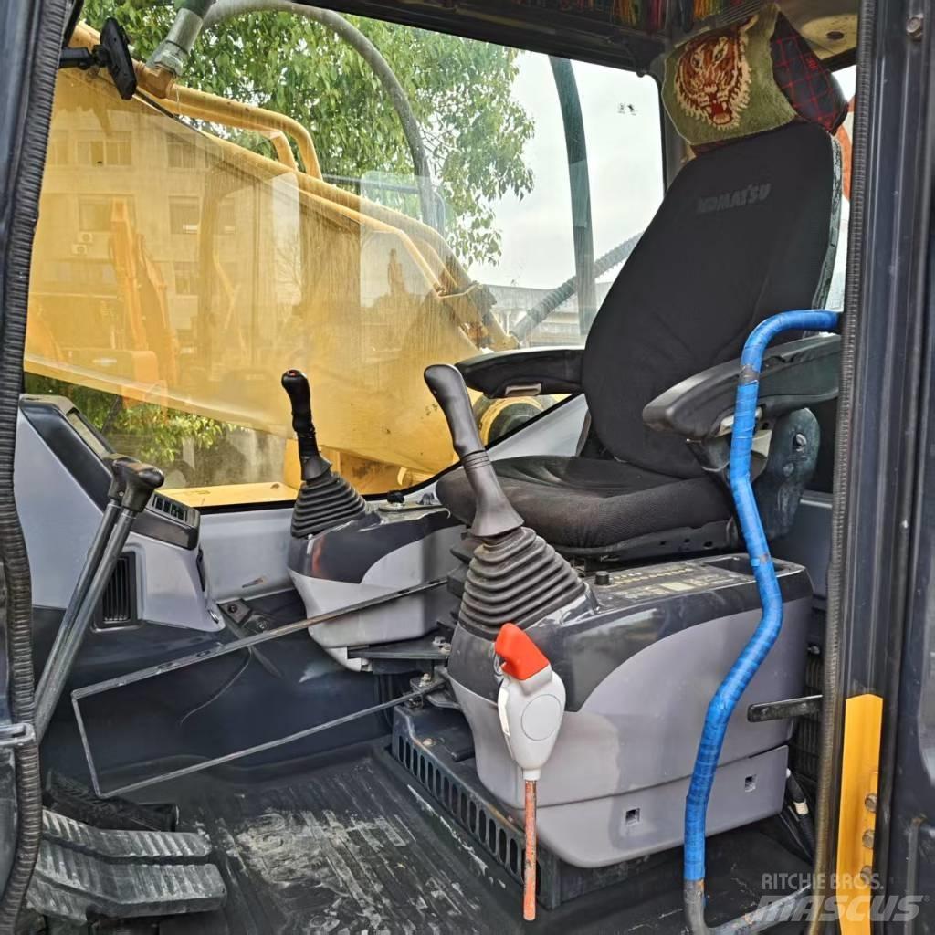 Komatsu PC 400-7 Гусеничні екскаватори
