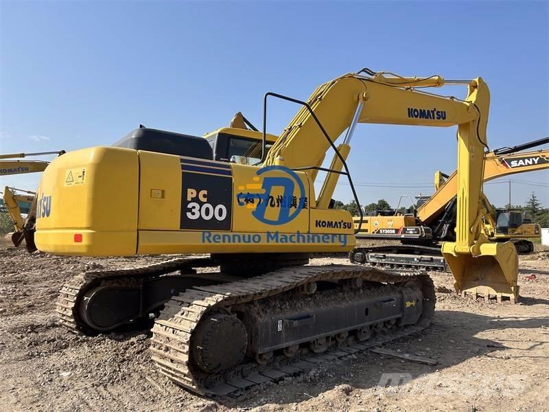 Komatsu PC 300 Гусеничні екскаватори