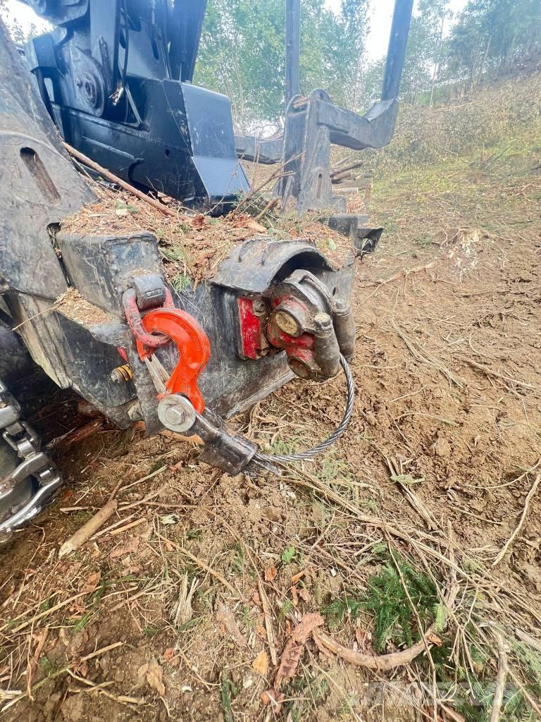 Komatsu 855 Форвардери