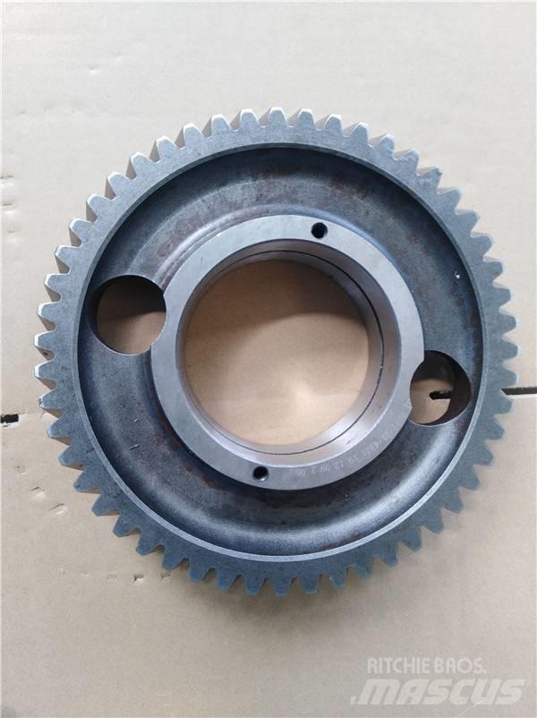 Komatsu D85 gear Коробка передач