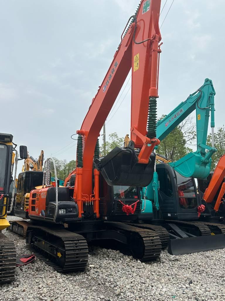 Hitachi ZX 120 Гусеничні екскаватори