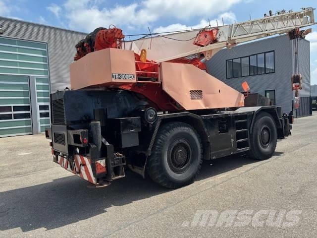 Tadano TR 300 EX автокрани всюдиходи