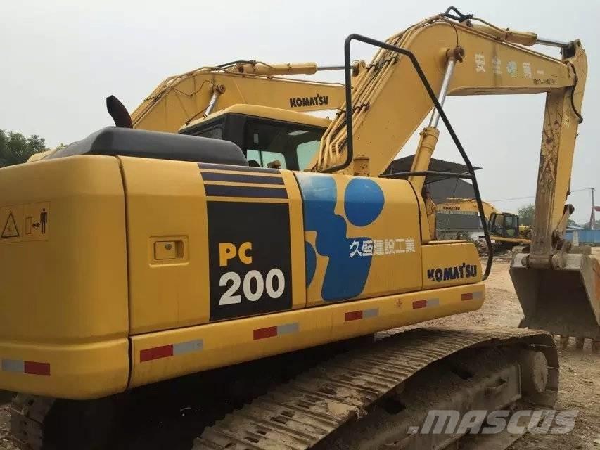 Komatsu pc200-7 Гусеничні екскаватори