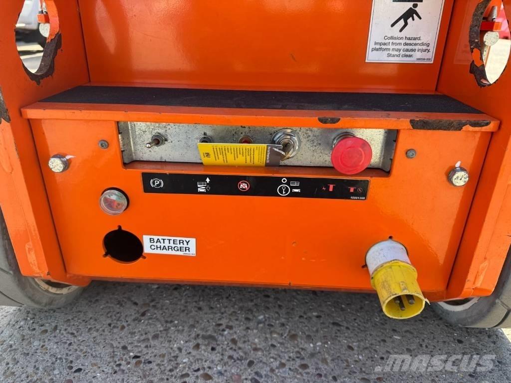 Snorkel TM 16E Вертикальні щоглові підйомники