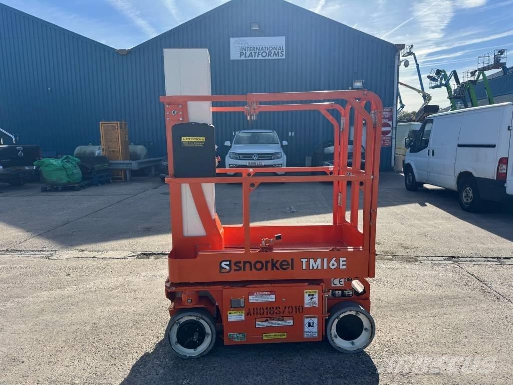 Snorkel TM 16E Вертикальні щоглові підйомники