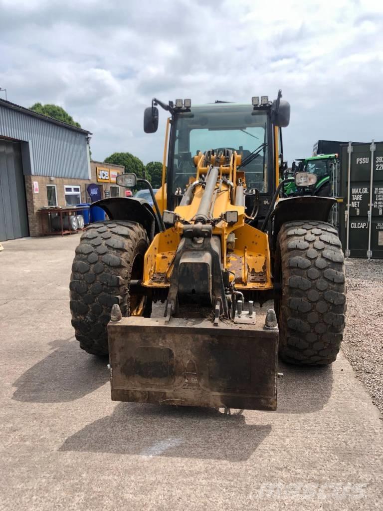 JCB TM420S Телескопічний навантажувач