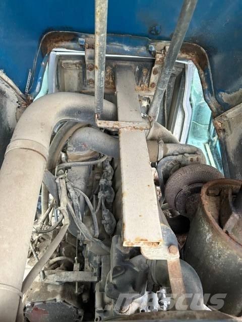 Ford 6635 DT Трактори