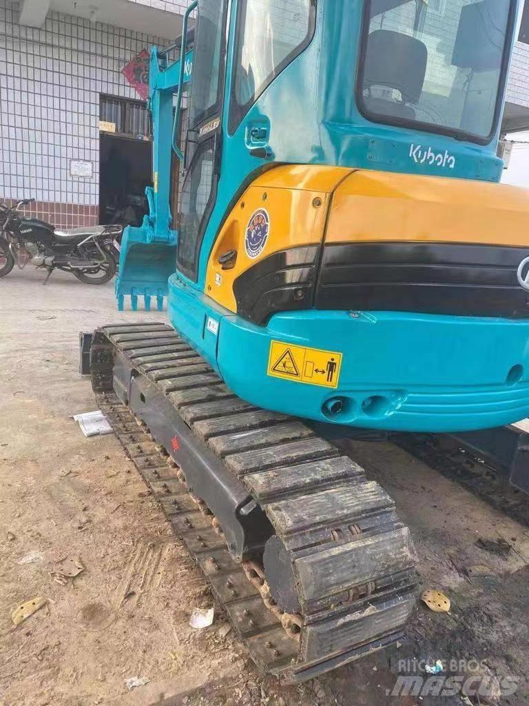 Kubota KX 155 Гусеничні екскаватори