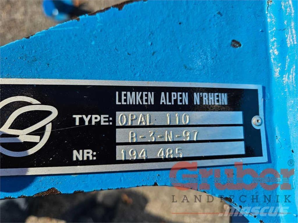 Lemken Opal 110 Реверсивні плуги