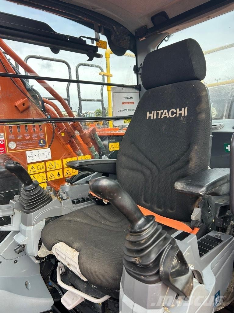 Hitachi ZX210 LC-7 Гусеничні екскаватори