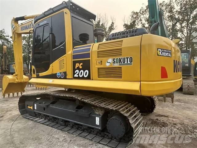 Komatsu PC 200-8 Гусеничні екскаватори