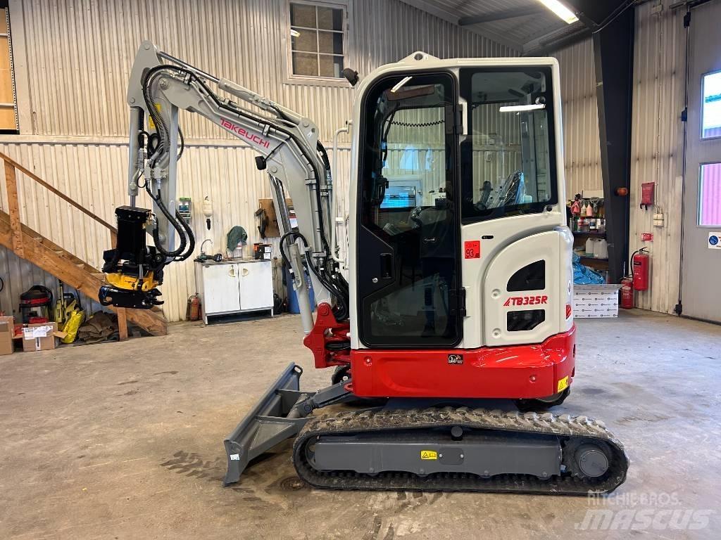 Takeuchi TB325 Міні-екскаватори < 7т
