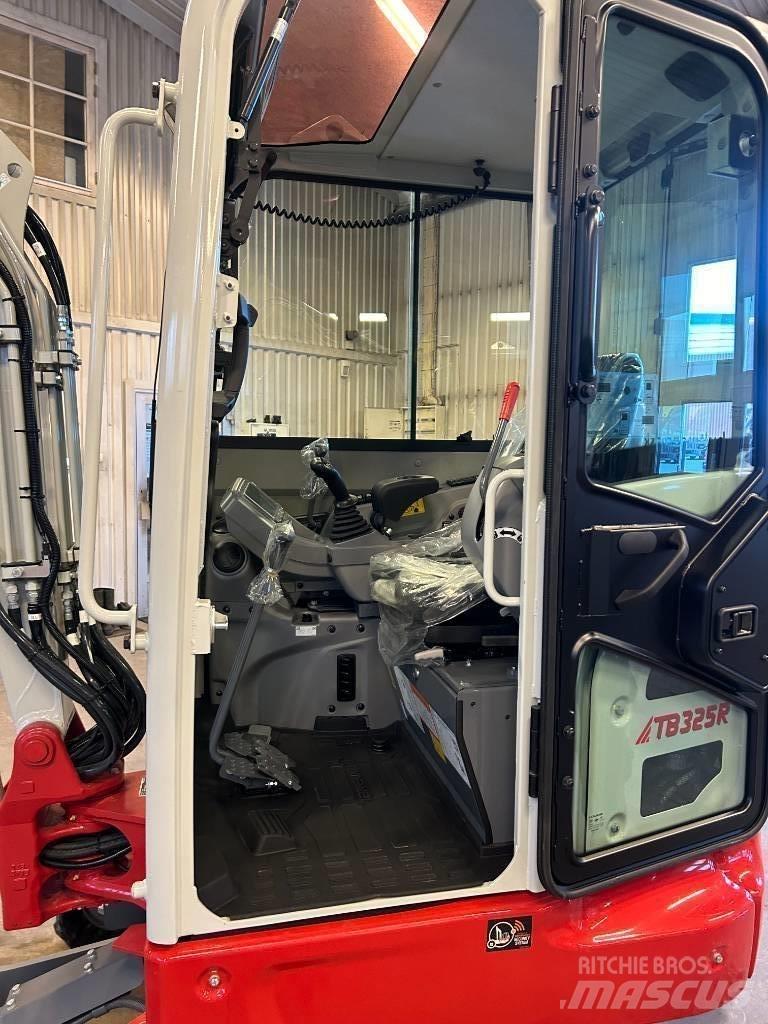Takeuchi TB325 Міні-екскаватори < 7т