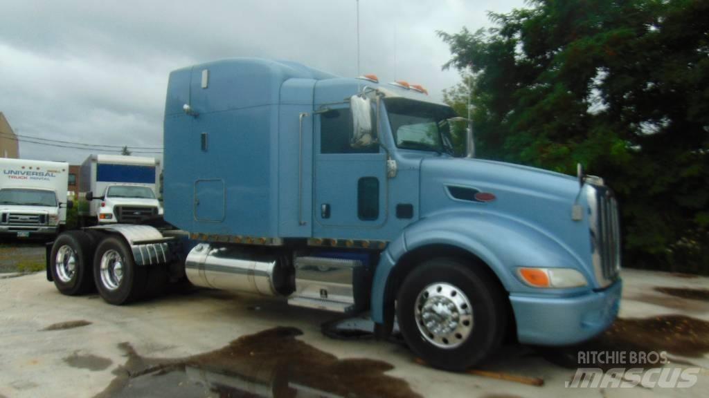 Peterbilt 386 Тягачі