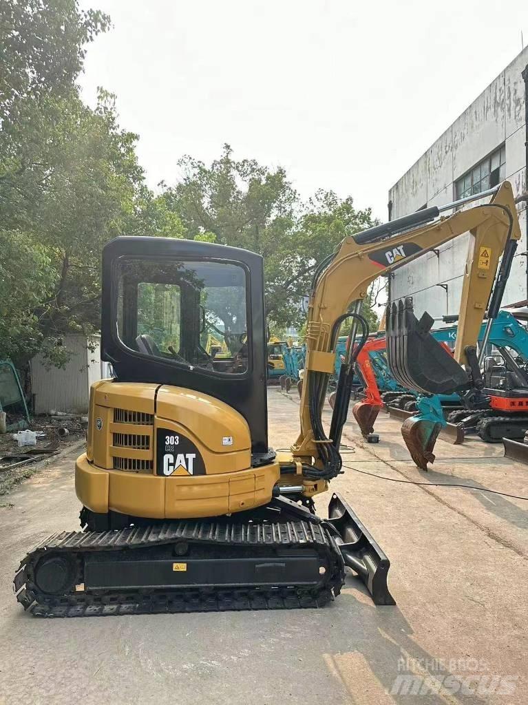 CAT 303 Гусеничні екскаватори