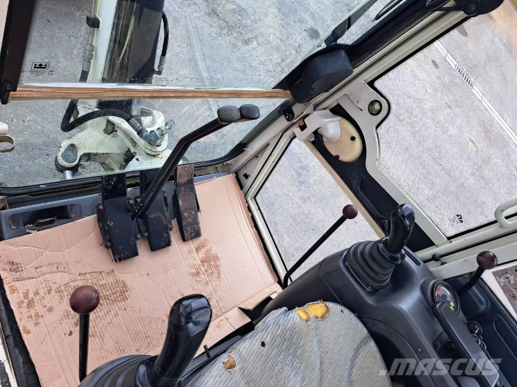 Terex TC16 Міні-екскаватори < 7т