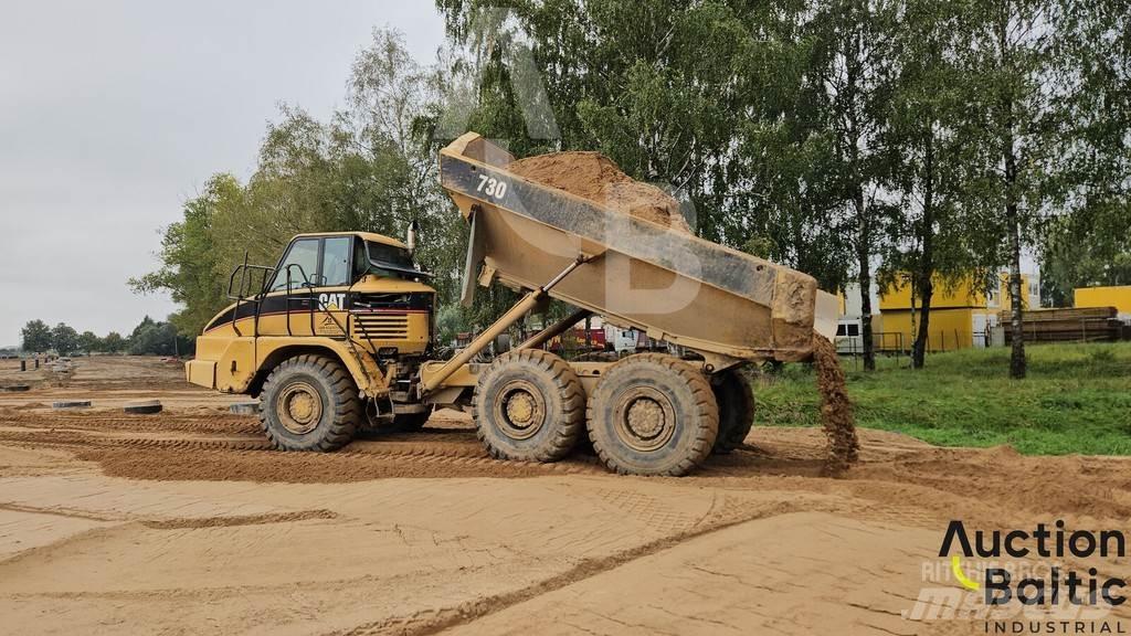 CAT 730 Зчленовані самоскиди