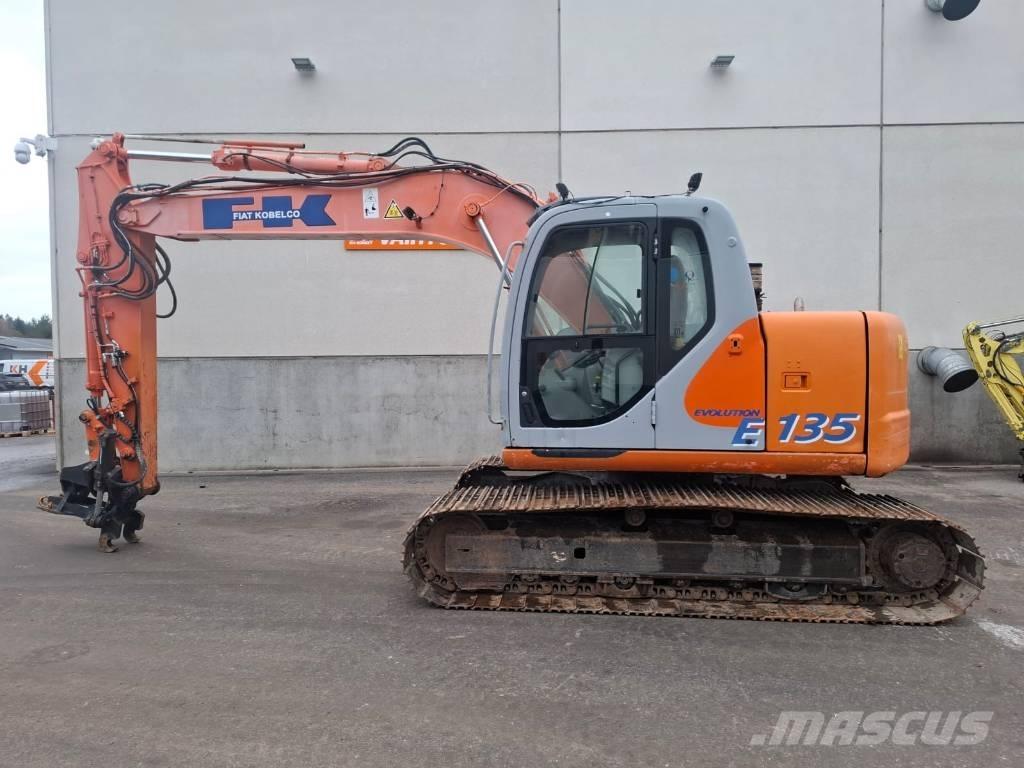 Fiat-Kobelco E 135 Гусеничні екскаватори