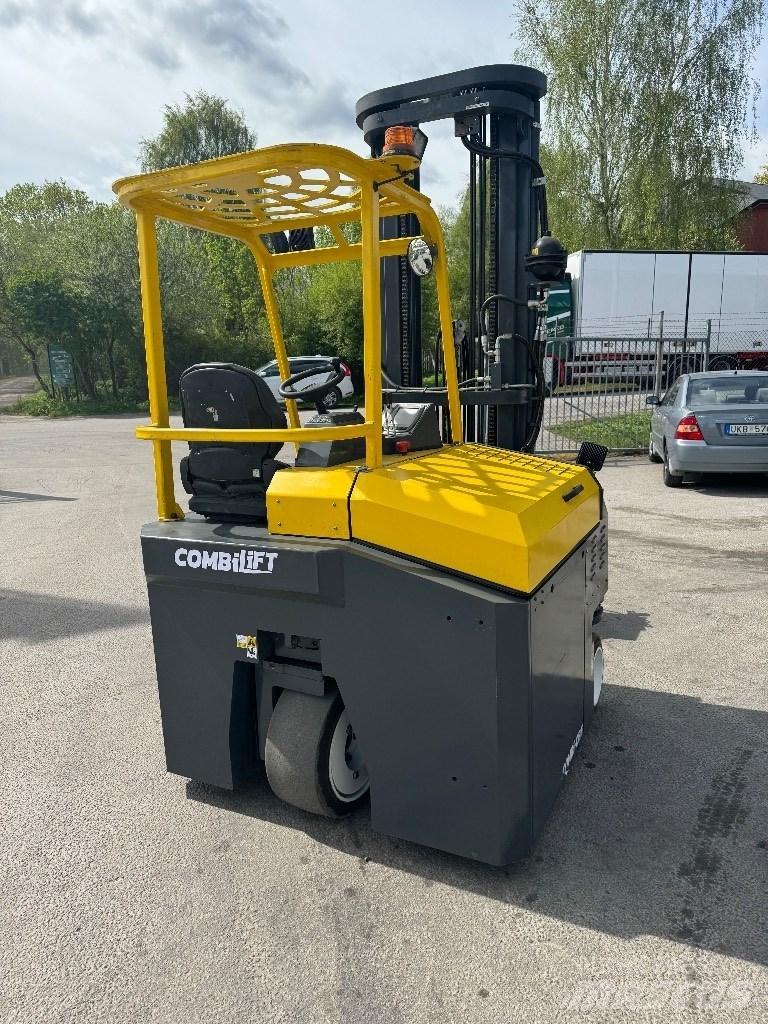 Combilift CBE3000 Чотириходові річ-траки