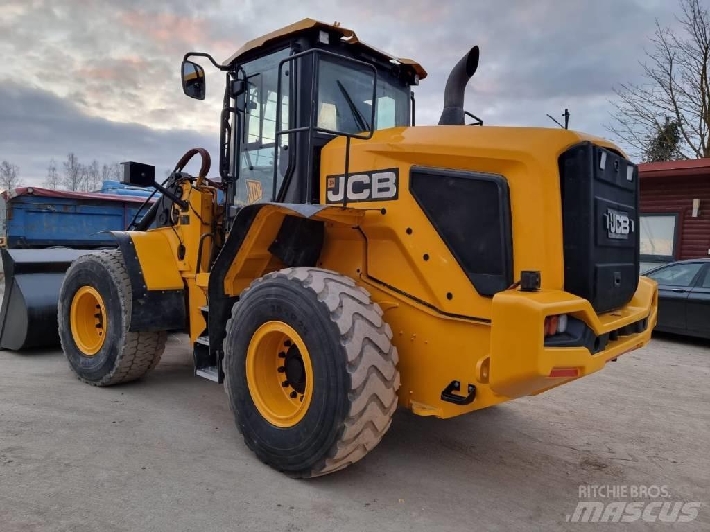 JCB 427 Фронтальні навантажувачі