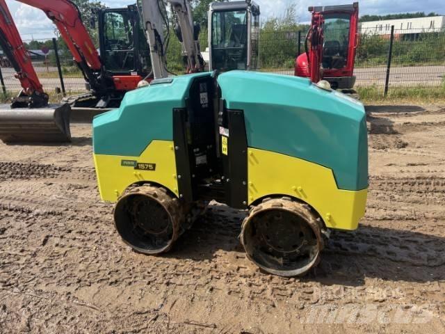 Ammann AR 1575 Котки тротуарні