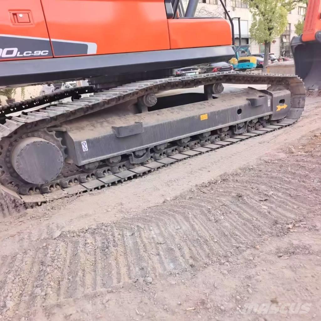 Doosan DX 300 LC Гусеничні екскаватори