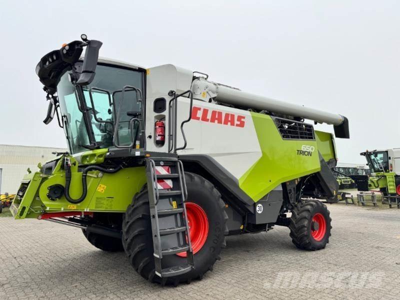 CLAAS TRION 650 Зернозбиральні комбайни