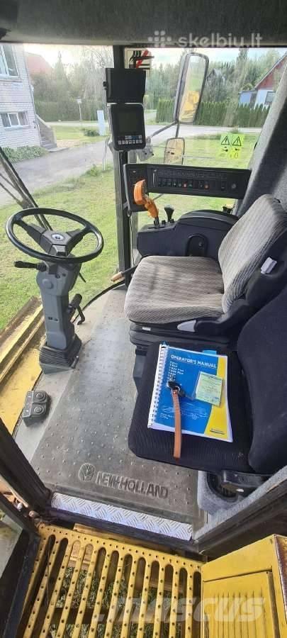 New Holland TX 64 Зернозбиральні комбайни